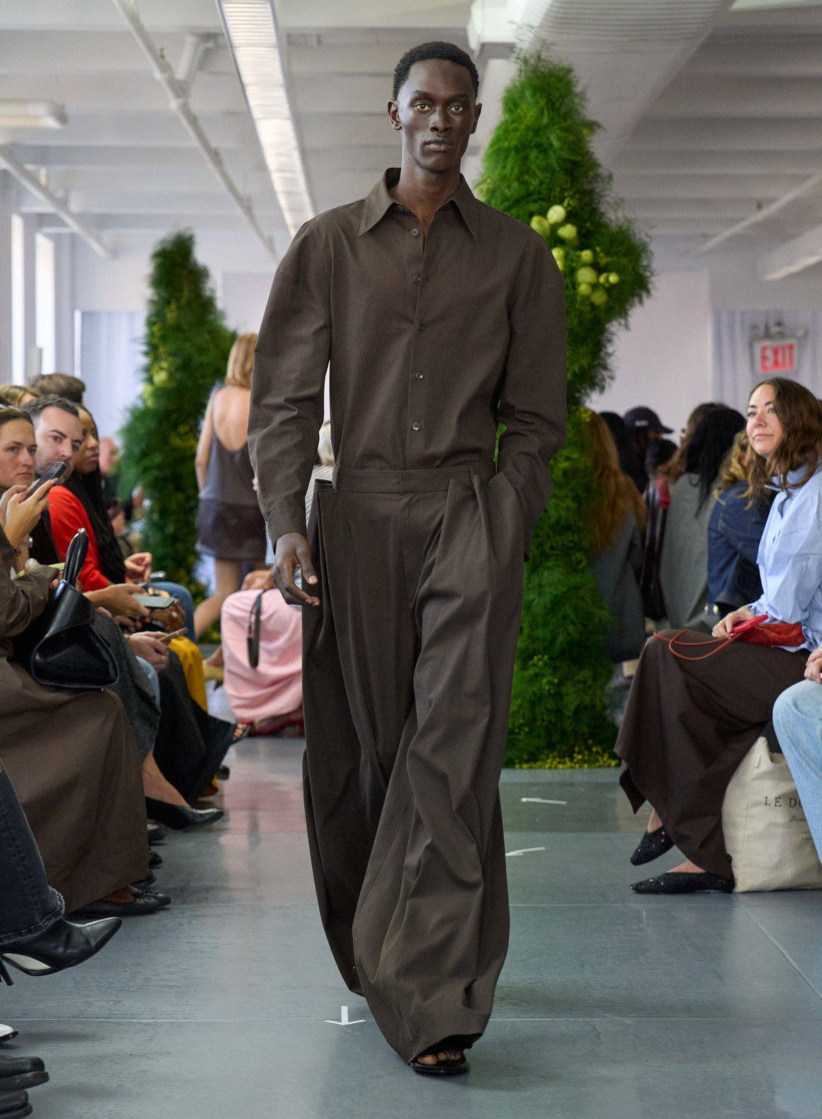 Luxe Spring Twill Tucked Pleated Wide Leg Trouser | Tibi Trending